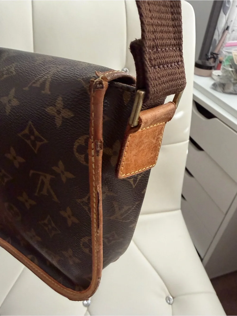 Vintage Louis Vuitton monogram bosphore messenger bag